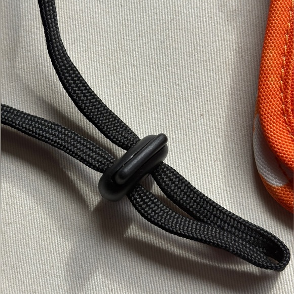 L.L. Bean Travel Wallet - Picture 4 of 5